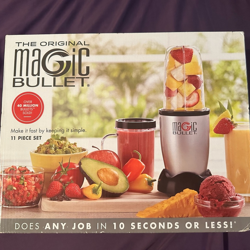 Magic Bullet® 11 Piece Personal Blender MBR-1101 – Silver / Black, Brand New